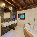 ホテル Casona De La Pinta 4*