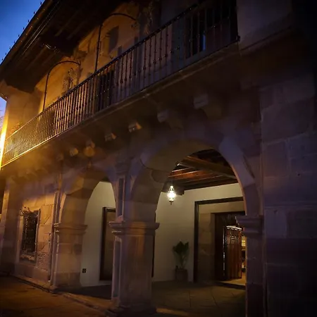 Casona De La Pinta 4*