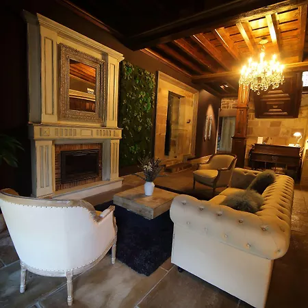 Hotel Casona De La Pinta Riocorvo