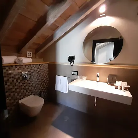 Casona De La Pinta Hotel Riocorvo