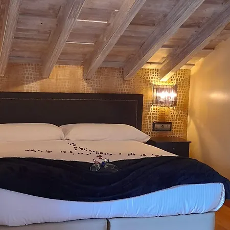 Casona De La Pinta Riocorvo