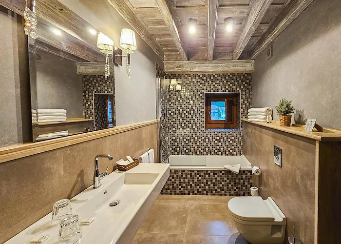 호텔 Casona De La Pinta 4*