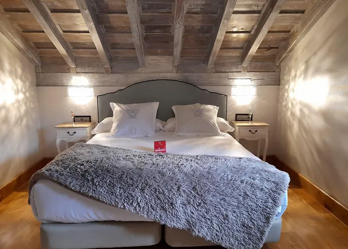 Casona De La Pinta 4*