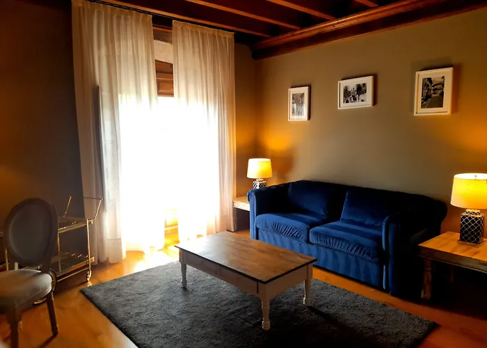 Casona De La Pinta Hotel